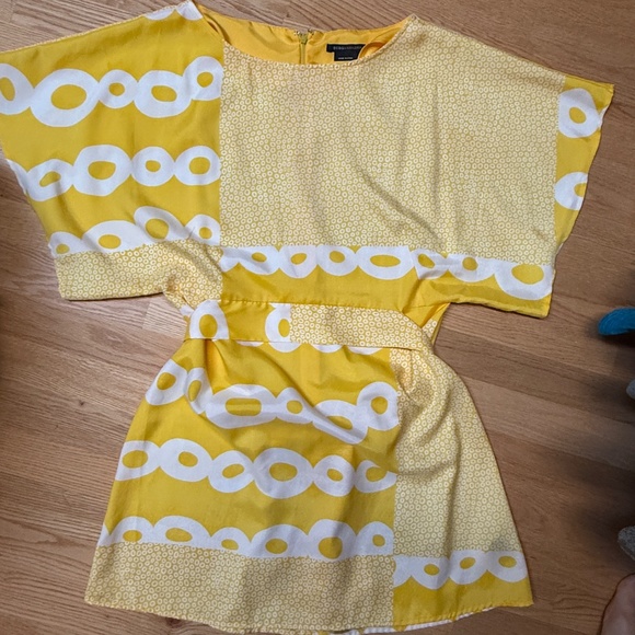 BCBG Max Azria - Picture 7 of 7